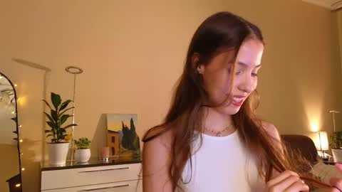 Wendy. Hello Honeys Ill see you 2nd 5th 7th this week love you3 online show from 11.29.25