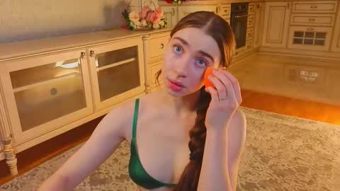 hello guys im Lilian online show from 11.14.25