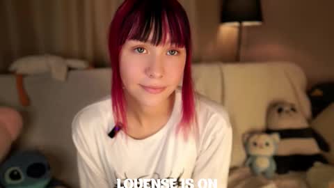 Snapshot of wanettabal chatting on 10.07.25 Betti online show from 10.07.25