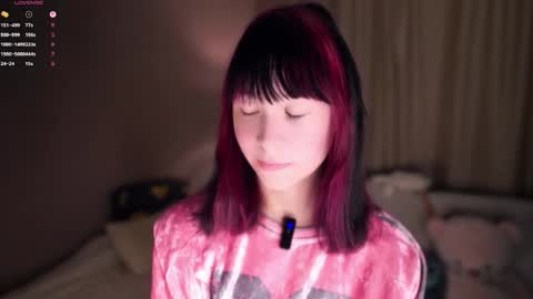 Snapshot of wanettabal chatting on 10.11.25 Betti online show from 10.11.25