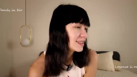 Snapshot of wanettabal chatting on 11.03.25 Betti online show from 11.03.25