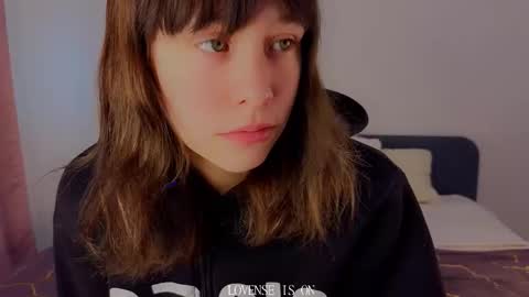 Snapshot of wanettabal chatting on 11.30.25 Betti online show from 11.30.25