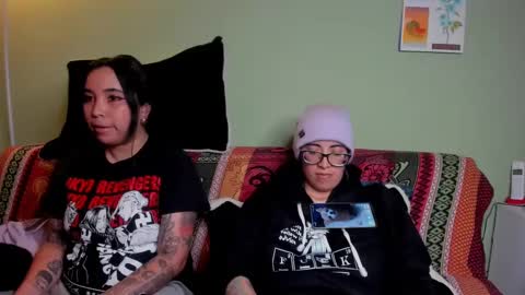 Waningrose  Lu online show from 02.19.25