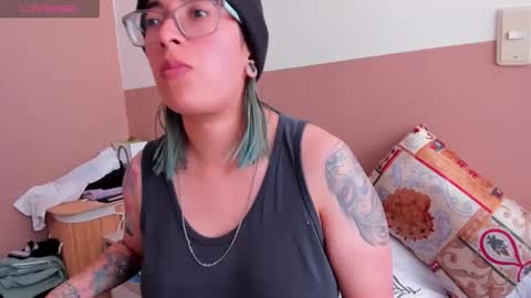 Waningrose  Lu online show from 10.20.25