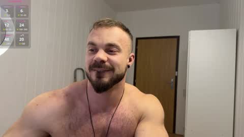 Snapshot of wannaseeyourface chatting on 01.04.25 new online show from 01.04.25