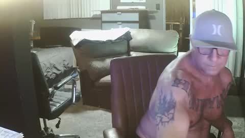 Snapshot of wantitbutyoucanthaveit chatting on 11.09.25 inittogetitin online show from 11.09.25