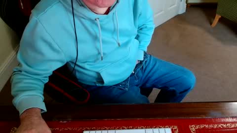 wanttobefree22 online show from 10.23.25
