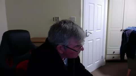 wanttobefree90 online show from 04.17.26