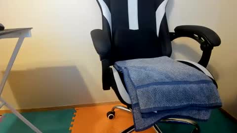 Suck daddys cock online show from 01.14.25