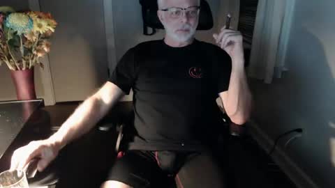 Snapshot of wasted_daze_ chatting on 03.06.25 wasted_daze_ online show from 03.06.25