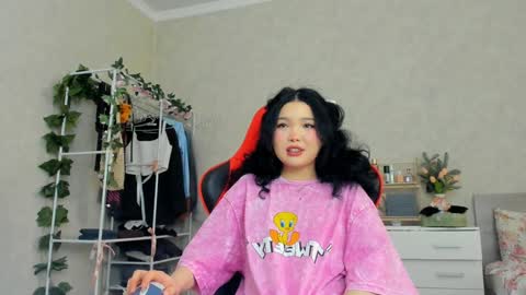 Snapshot of wastforu chatting on 02.04.25 wastforu online show from 02.04.25