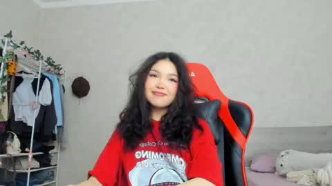 Snapshot of wastforu chatting on 02.26.25 wastforu online show from 02.26.25