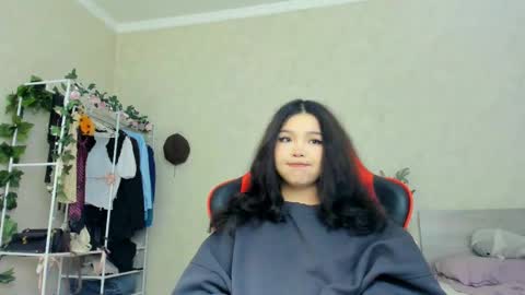 Snapshot of wastforu chatting on 03.03.25 wastforu online show from 03.03.25