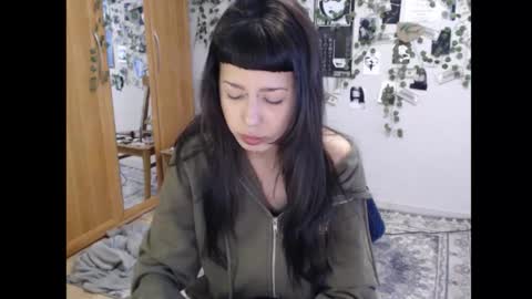 Mina online show from 10.10.25