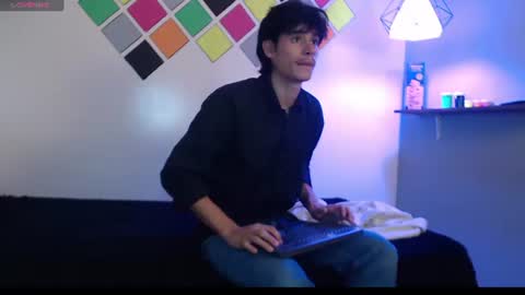 Snapshot of wayath chatting on 06.25.26 Wayath online show from 06.25.26