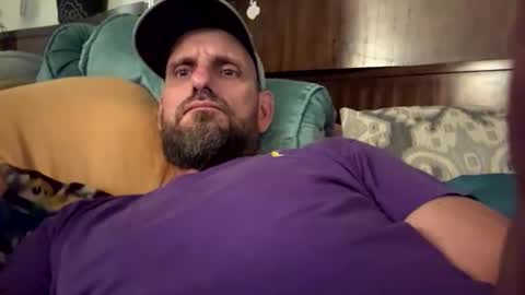 Snapshot of waynedangle chatting on 11.30.25 Mike Hunt online show from 11.30.25