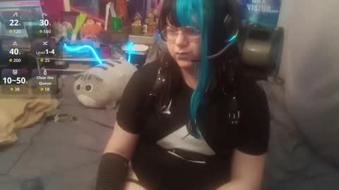 Snapshot of waysoft23 chatting on 09.11.25 Ash online show from 09.11.25