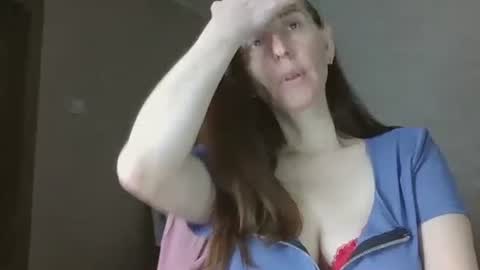 wCandiColexw online show from 10.08.25