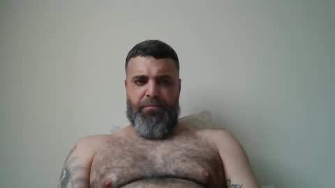 Snapshot of weezy210 chatting on 05.24.26 Weezy online show from 05.24.26