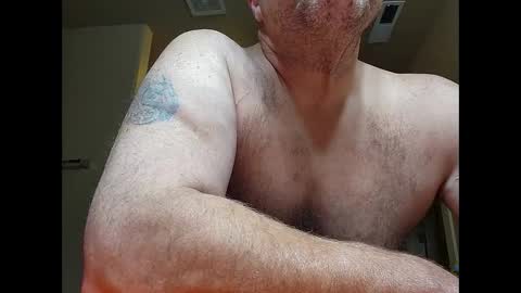 Snapshot of welderod chatting on 10.08.25 welderod online show from 10.08.25