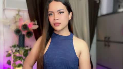 Hi Im LOVIE Please dont forget to follow and thumbs up me online show from 04.07.26