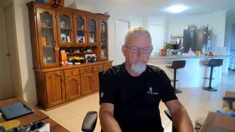 Wellhelloo online show from 06.25.26
