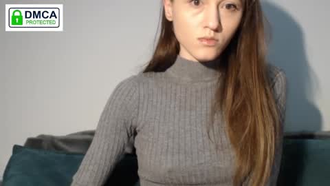 Snapshot of weltmilen chatting on 09.30.25 Milena online show from 09.30.25