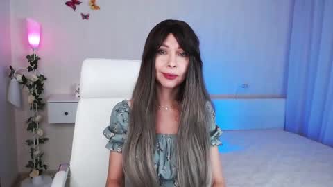 Wendi Foster online show from 12.09.24