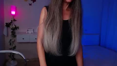 Wendi Foster online show from 10.24.25