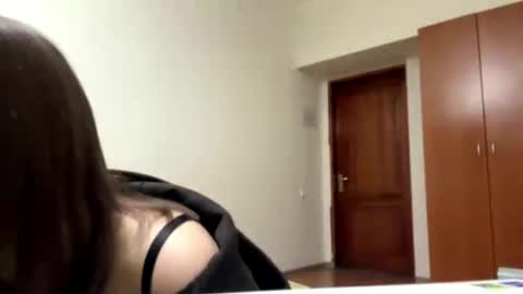 Anna online show from 04.19.26