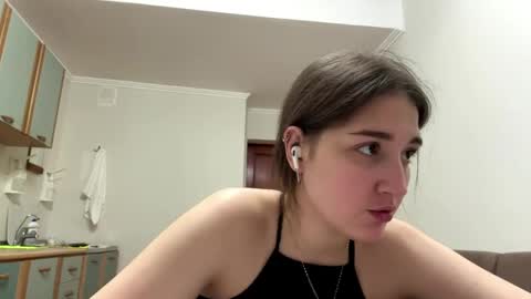 Anna online show from 04.25.26