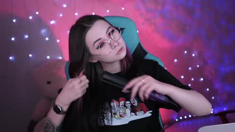 little girl who is always rightLisa online show from 12.21.24