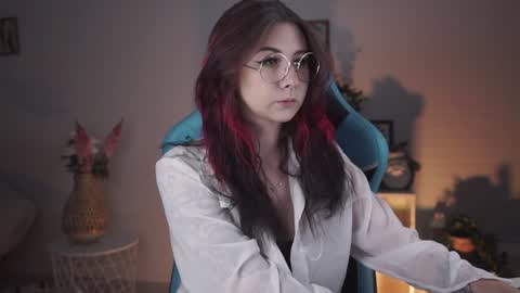 little girl who is always rightLisa online show from 01.14.25