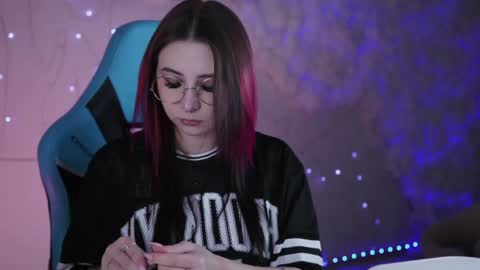 little girl who is always rightLisa online show from 01.21.25