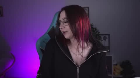 little girl who is always rightLisa online show from 02.10.25