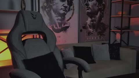 little girl who is always rightLisa online show from 11.10.25