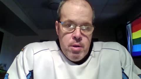 Snapshot of westcoasthockeyplayer chatting on 01.31.26 westcoasthockeyplayer online show from 01.31.26