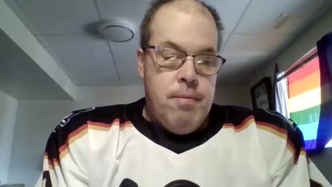 Snapshot of westcoasthockeyplayer chatting on 02.21.26 westcoasthockeyplayer online show from 02.21.26