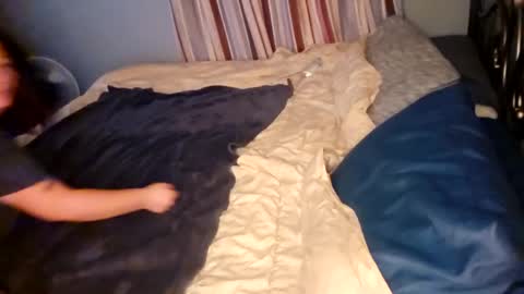 westend563 online show from 09.25.25