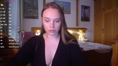 Snapshot of wet_lana chatting on 04.29.26 Lana online show from 04.29.26