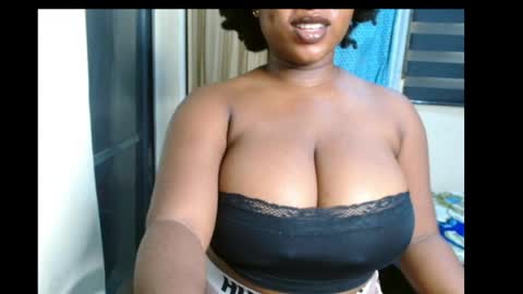 Snapshot of wet_xxpussy55 chatting on 07.06.26 Sonia online show from 07.06.26