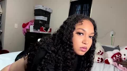 SheSquirts online show from 12.31.24