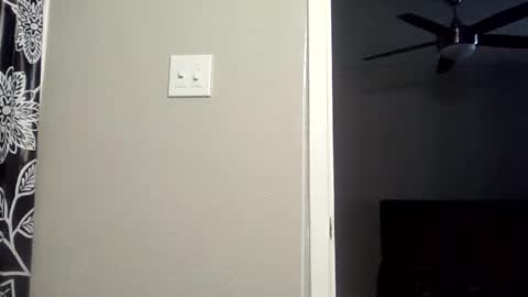 Kylie online show from 10.03.25