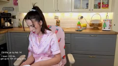 Victoria Maria online show from 01.11.26