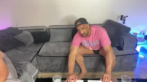 Hot 2 online show from 03.13.26