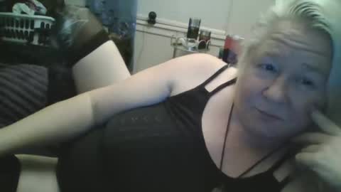 whipsnap19 online show from 10.27.25