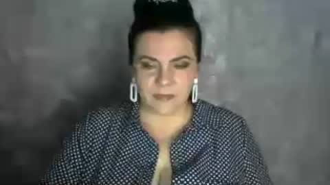 Snapshot of white__queen_ chatting on 06.17.26 white__queen_ online show from 06.17.26