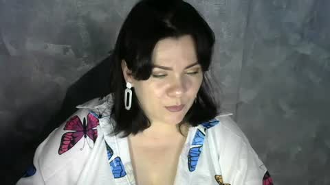 Snapshot of white__queen_ chatting on 07.13.26 white__queen_ online show from 07.13.26