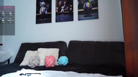 Kate  online show from 03.04.25