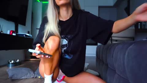 Kate  online show from 10.27.25